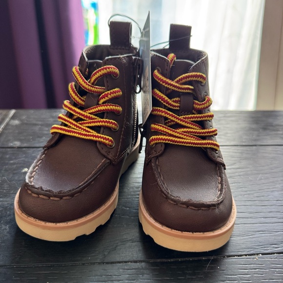Cat and Jack Greyson boots, brown, toddler size 5 - Picture 2 of 4
